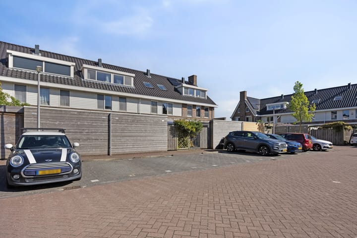 Photo 45 of Veersemeerstraat 21