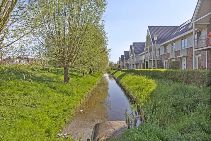 Photo 47 of Veersemeerstraat 21