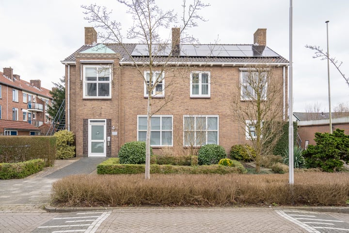 Rogier Jooszstraat 4, Leerdam