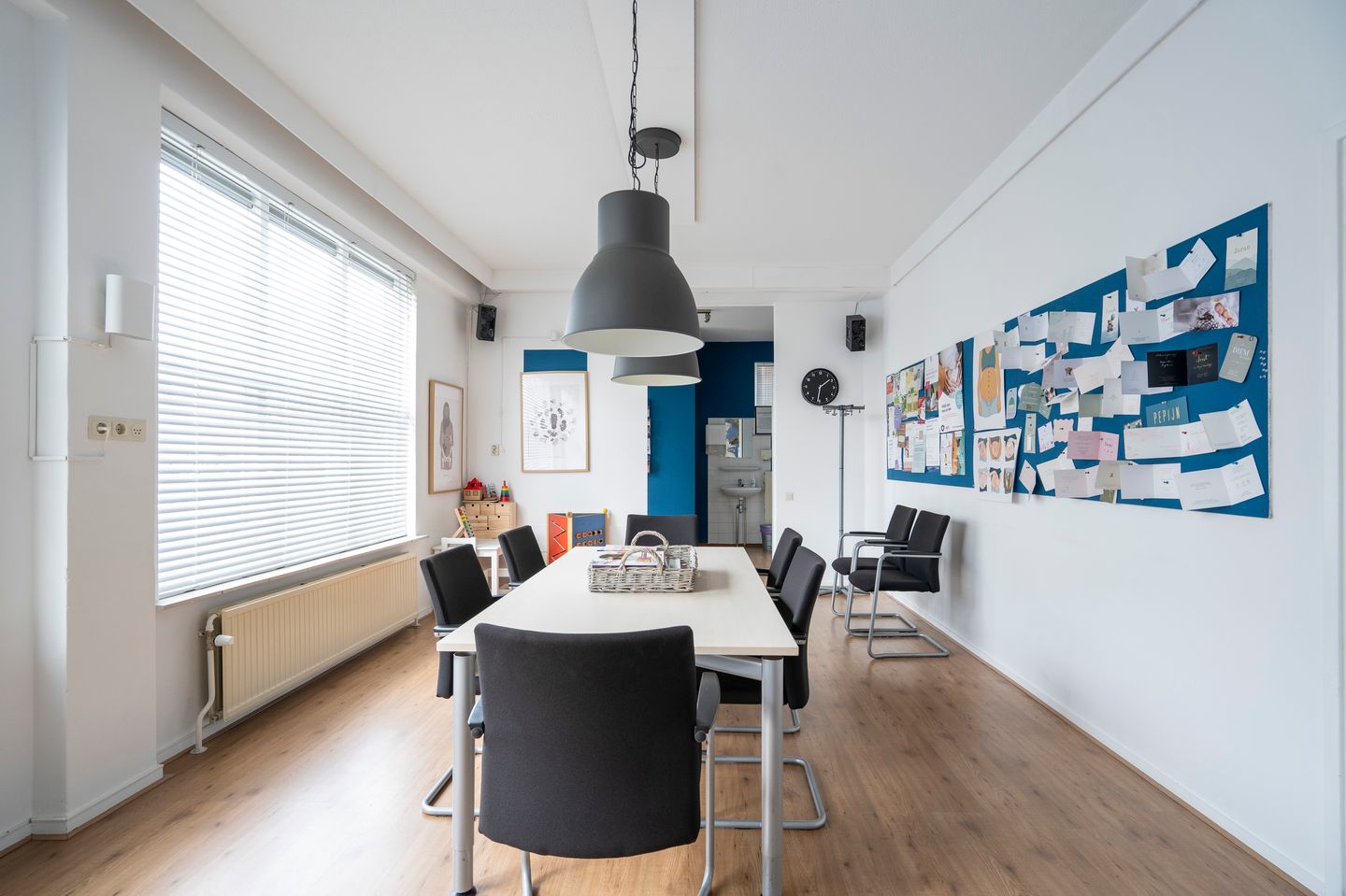Bekijk foto 3 van Rogier Jooszstraat 4