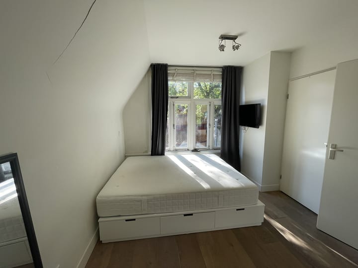 Foto 7 van Oudezijds Achterburgwal 35-C