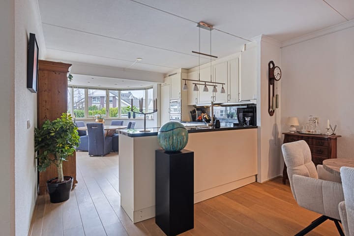 Foto 11 van Johan Huizingastraat 84