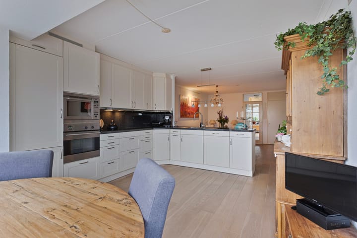 Foto 14 van Johan Huizingastraat 84