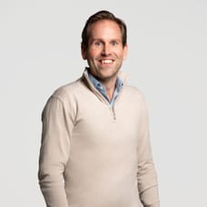 Daniël L.H. van Bussel Sr. - Makelaar (Directeur)