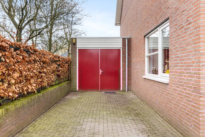 Photo 16 of Franciscanessenstraat 1