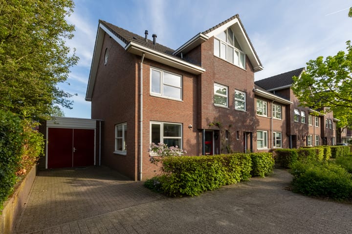 Photo 32 of Franciscanessenstraat 1