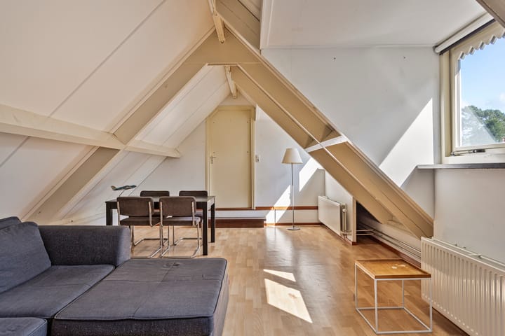 Foto 62 van Genistalaan 4