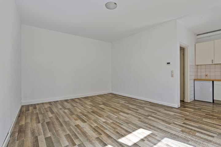 Foto 9 van Linschotenstraat 68-ZW