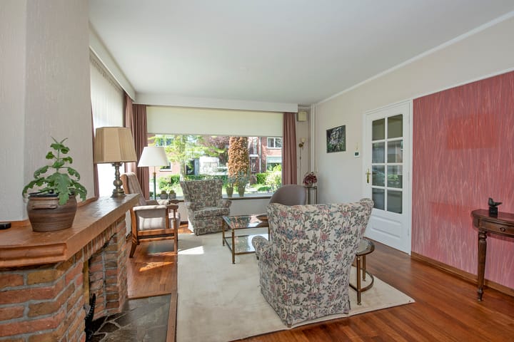 Foto 2 van Van Erckelensstraat 5