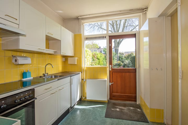 Foto 11 van Van Erckelensstraat 5