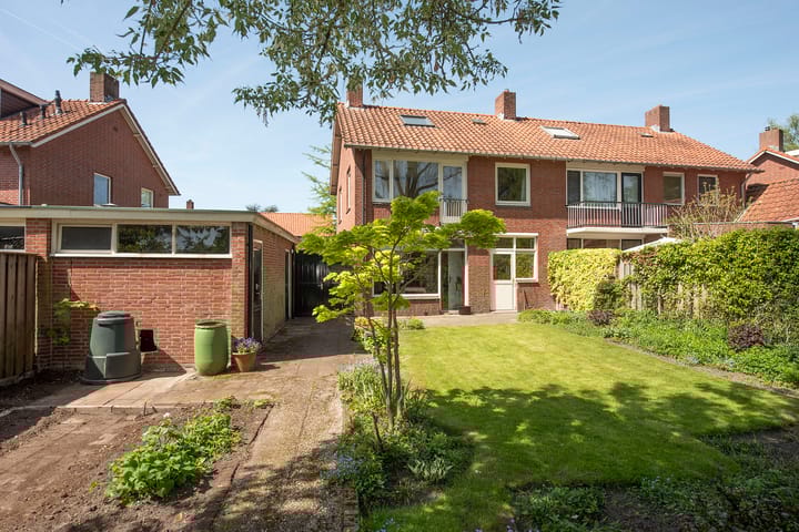 Foto 25 van Van Erckelensstraat 5