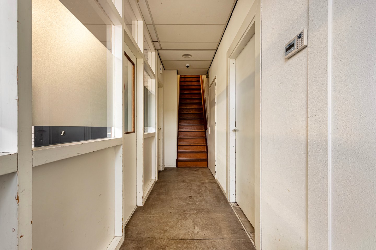 Bekijk foto 4 van Spoorstraat 19