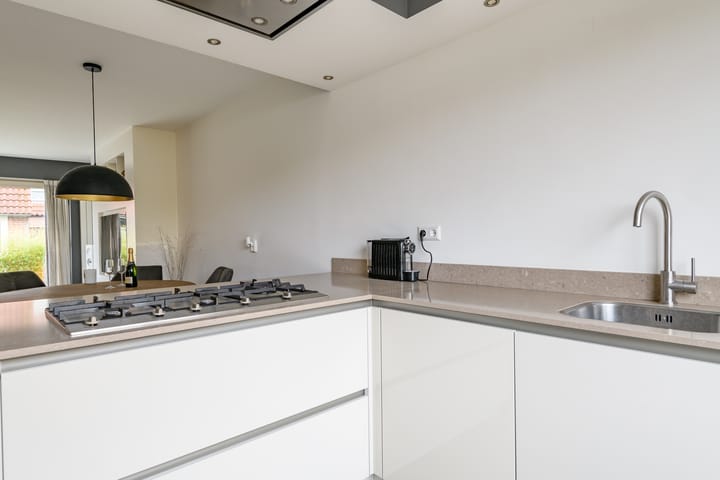 Photo 10 of Aalsterveld 63