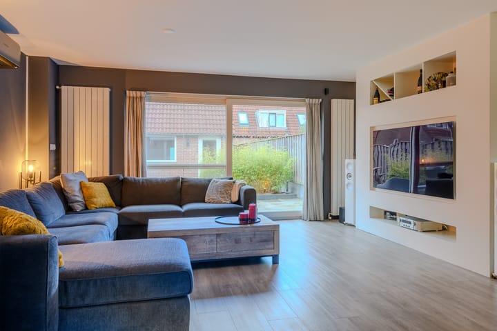 Photo 14 of Aalsterveld 63