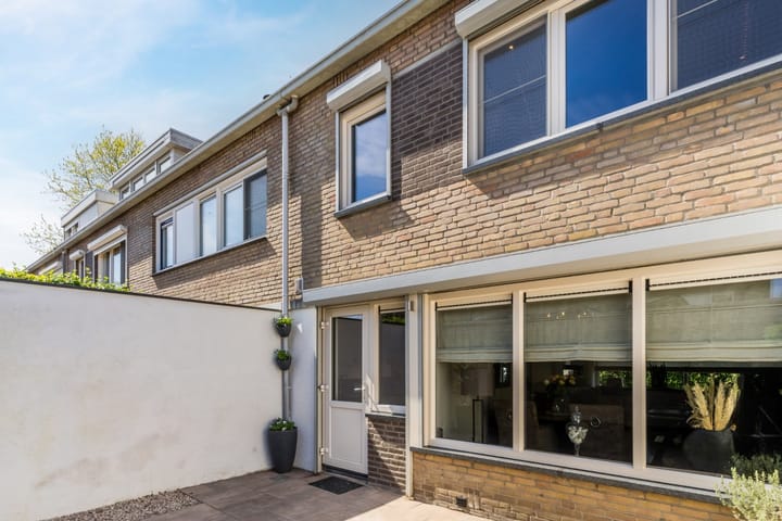 Foto 53 van Kardinaal de Jongstraat 17