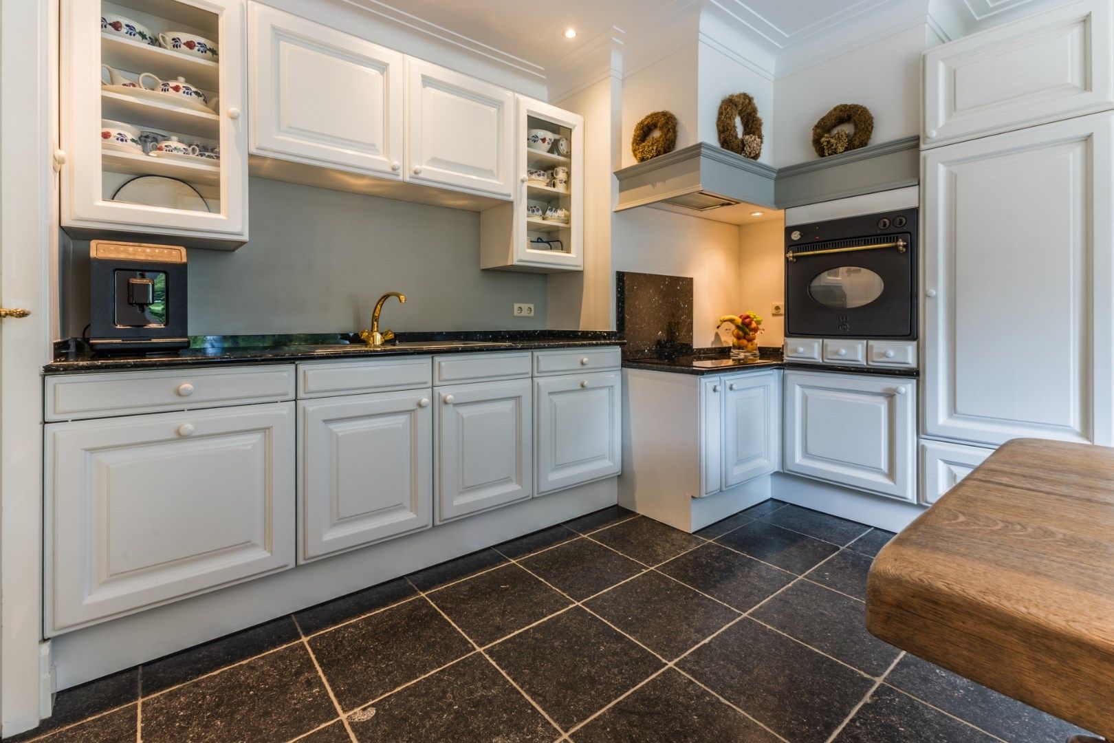 Foto 18 van Oranje Nassaulaan 8