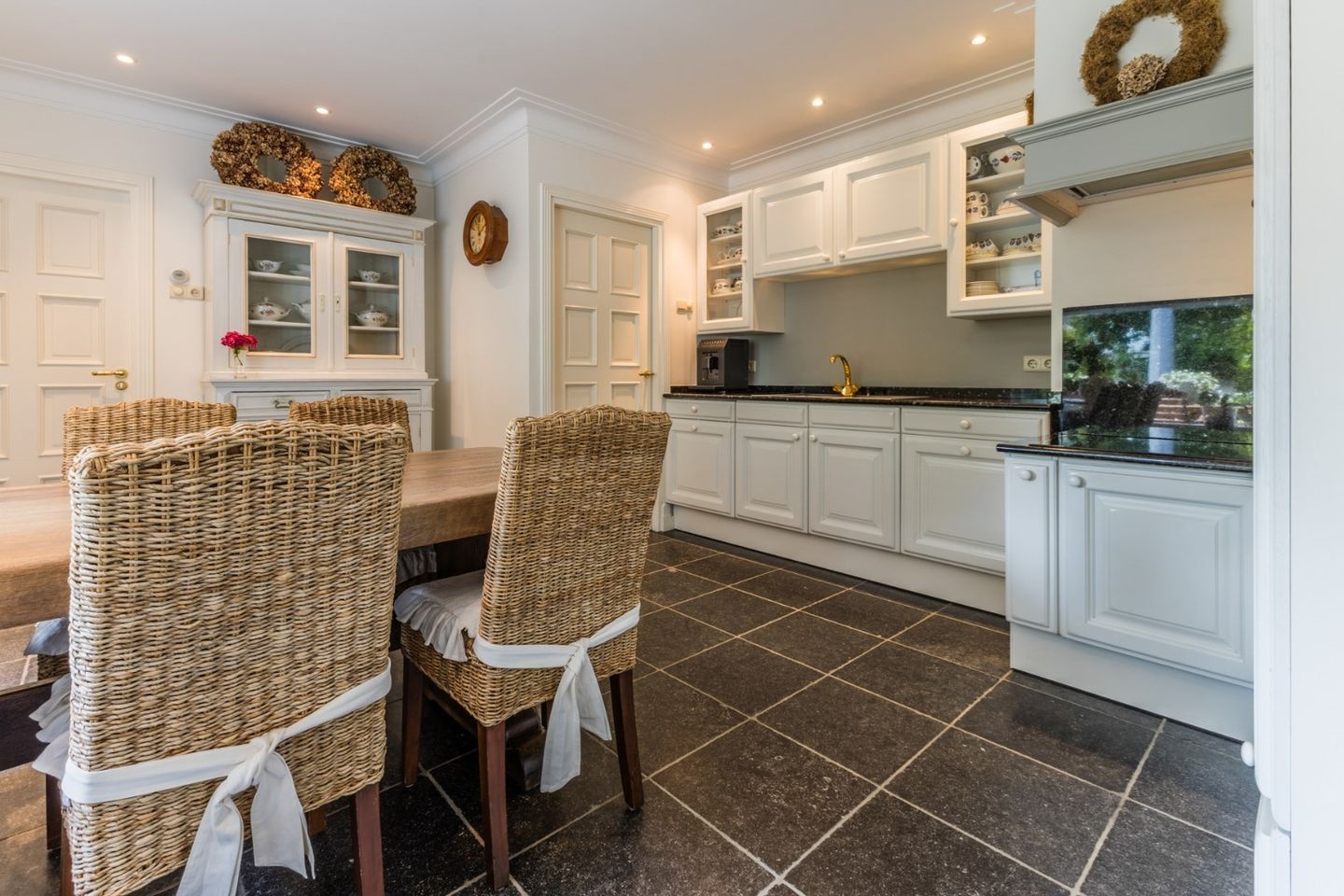 Foto 19 van Oranje Nassaulaan 8