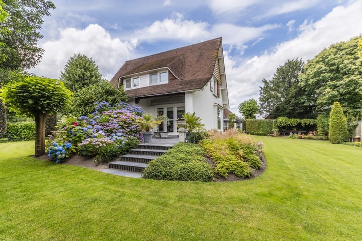 Foto 38 van Oranje Nassaulaan 8