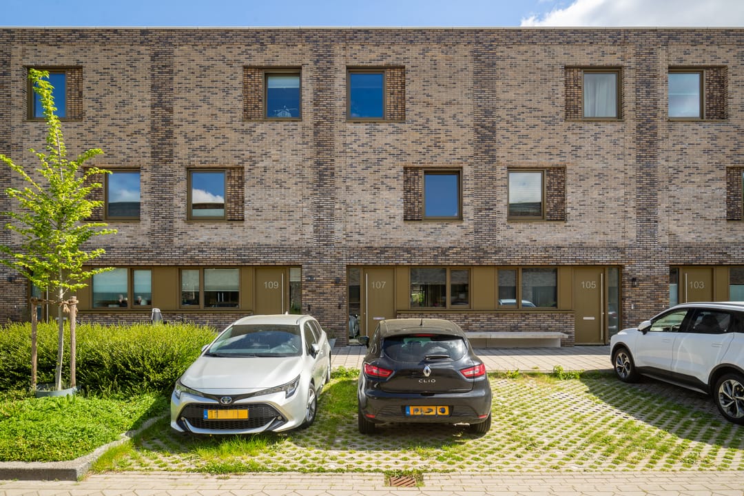 Photo 1 of Schorsmolenstraat 107