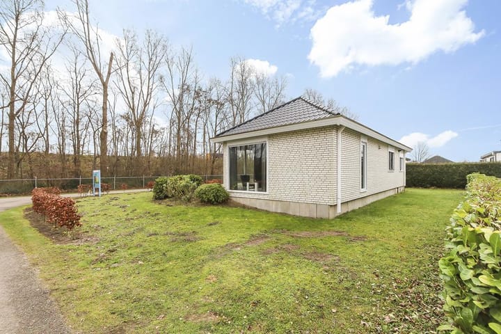 Photo 2 of Rijksstraatweg 186-432