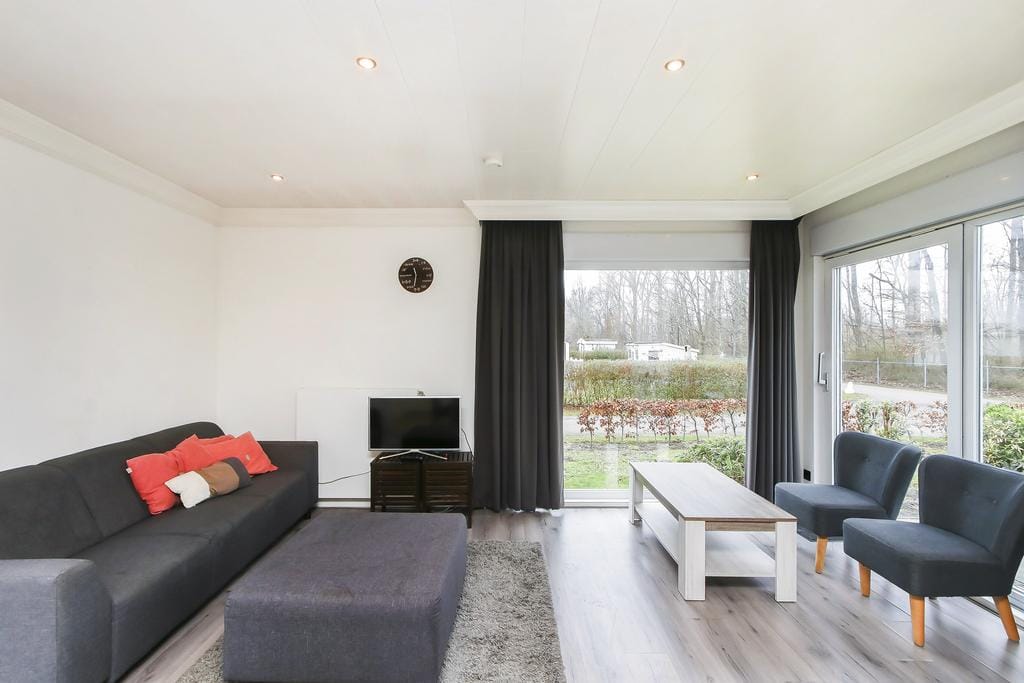 Foto 12 van Rijksstraatweg 186-432