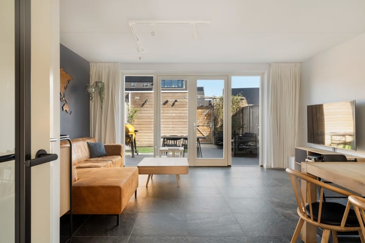 Foto 4 van Smaragd 2