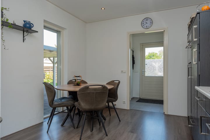 Foto 17 van Oranjeboomlaan 17