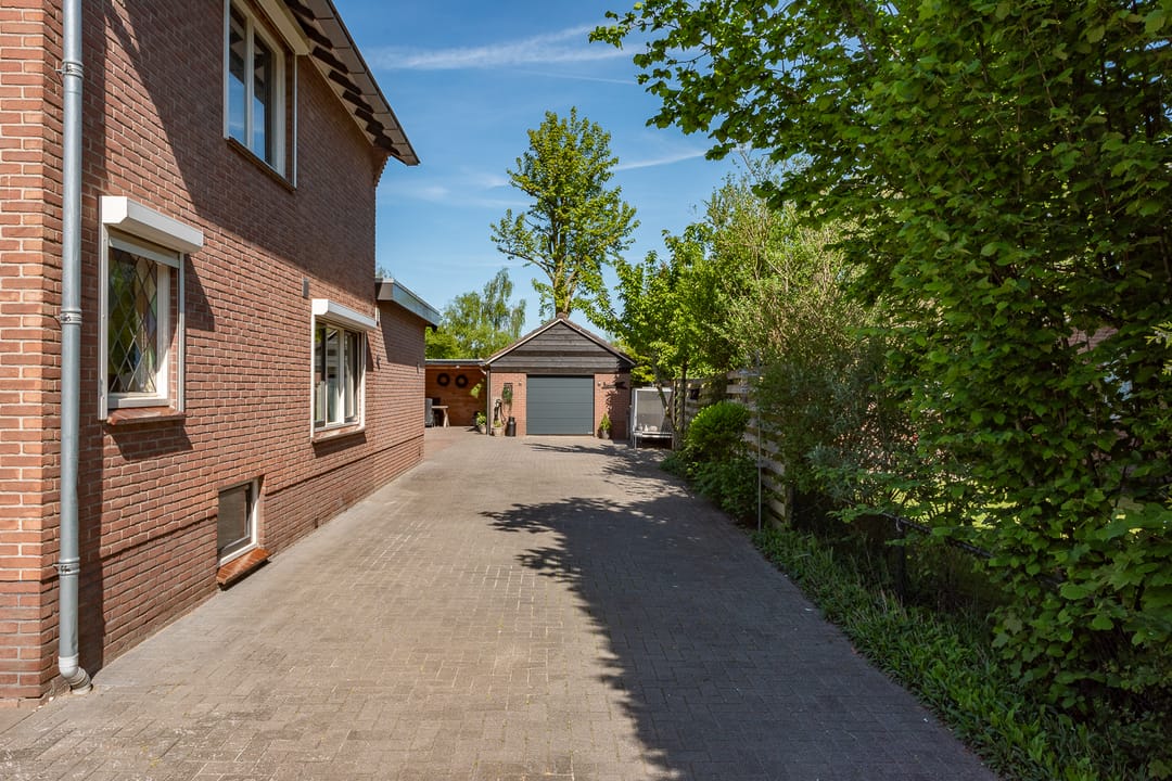 Photo 43 of Oranjeboomlaan 17