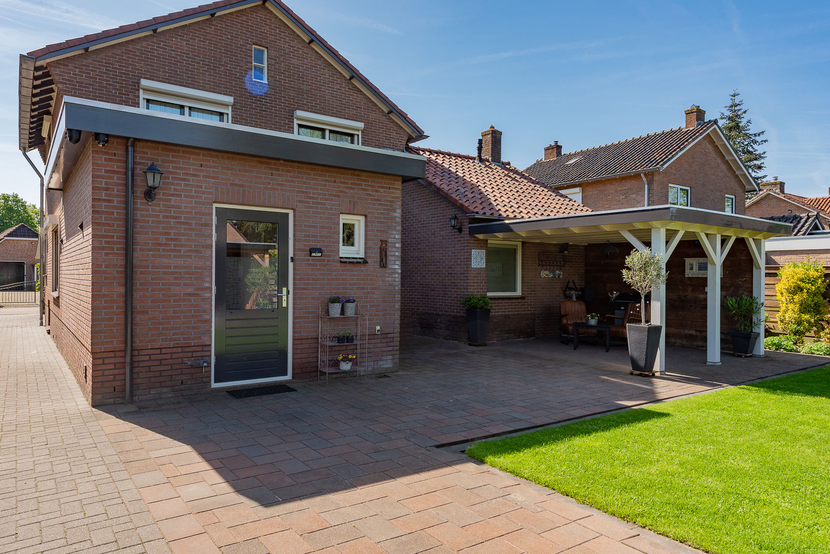 Photo 48 of Oranjeboomlaan 17