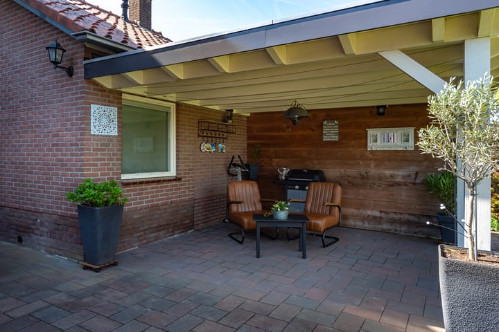 Foto 50 van Oranjeboomlaan 17