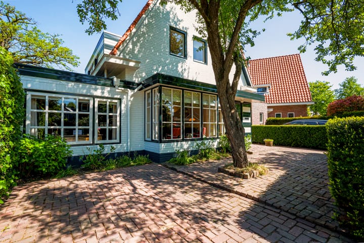 Foto 3 van Burg. Canterslaan 12