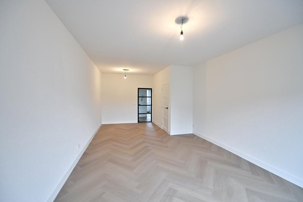 Photo 5 of Naarderstraat 19-B