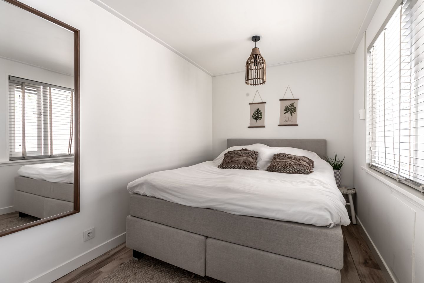 Foto 14 van Esschilderstraat 4-ZW