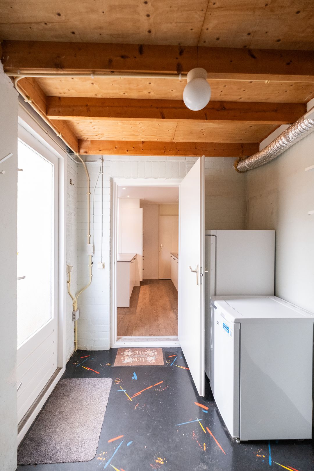 Foto 11 van Paradijsvogel 58