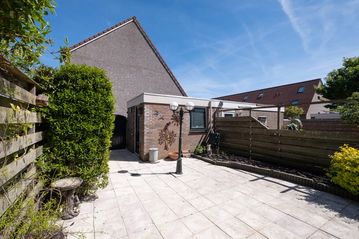 Foto 29 van Paradijsvogel 58