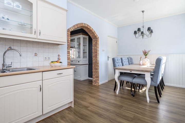 Photo 10 of Prins Hendrikstraat 19