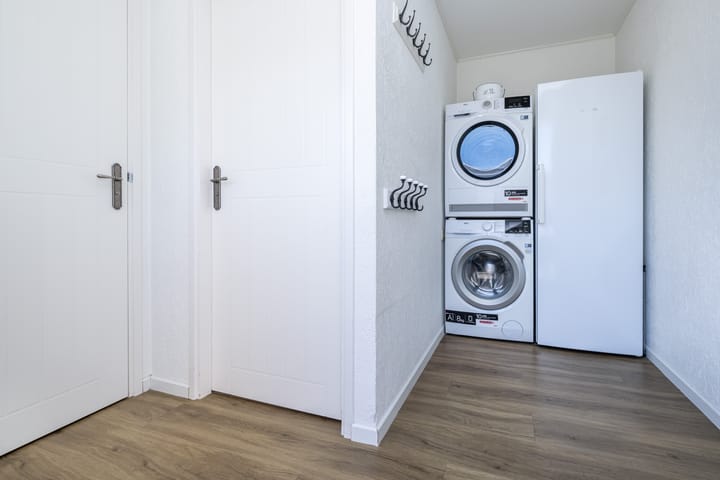 Photo 13 of Prins Hendrikstraat 19