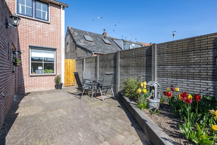 Photo 29 of Prins Hendrikstraat 19