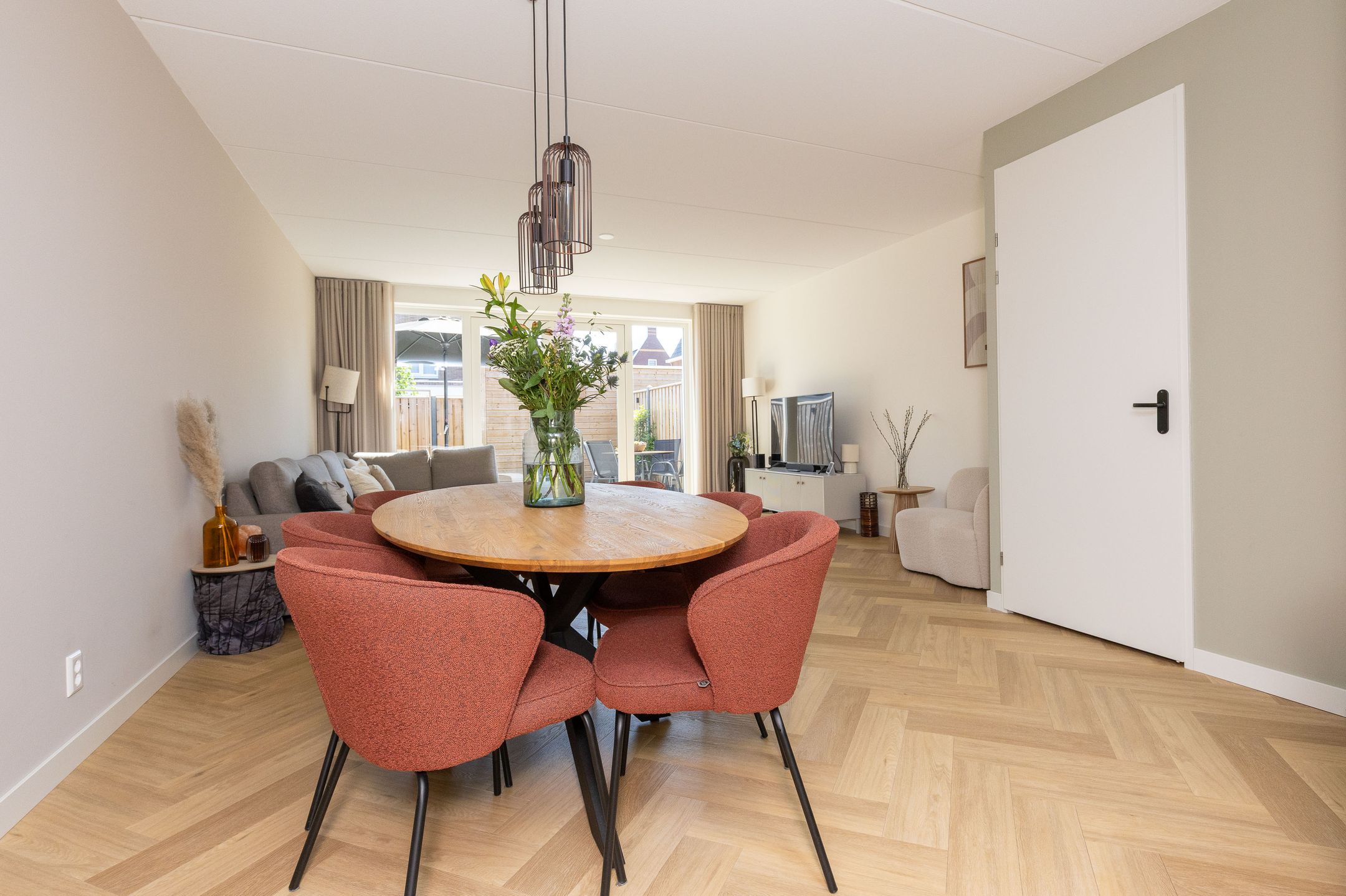 Foto 12 van Elle Molstraat 33