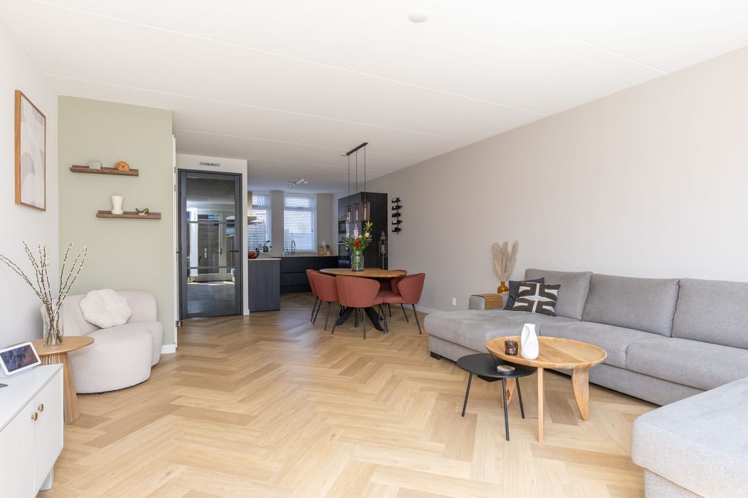 Foto 16 van Elle Molstraat 33