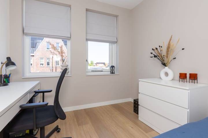 Foto 32 van Elle Molstraat 33