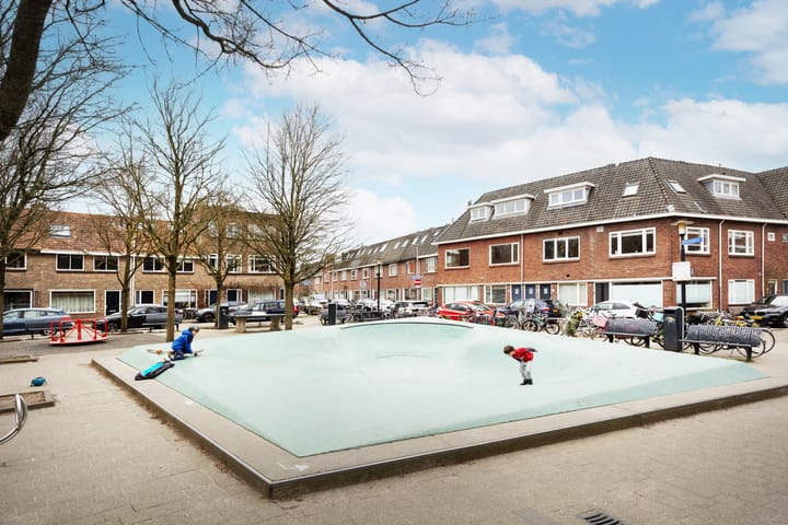 Foto 39 van Adriaan van Bergenstraat 23