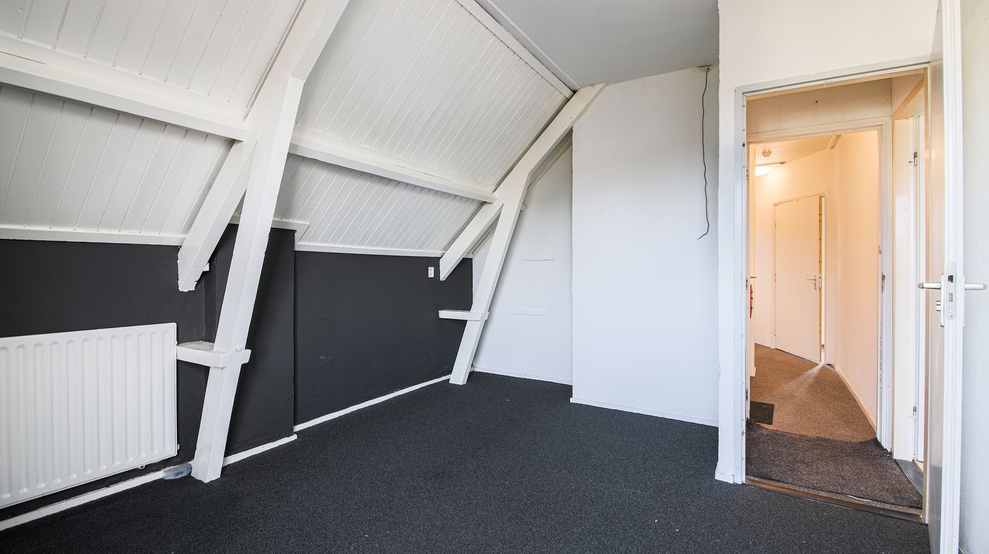 Foto 44 van Kostverlorenstraat 131