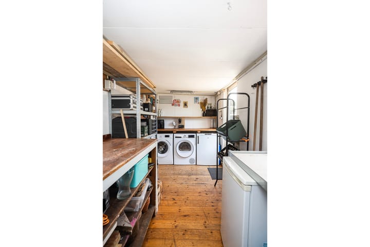 Foto 15 van Pioenstraat 6