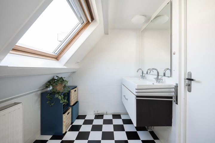 Foto 26 van Pioenstraat 6