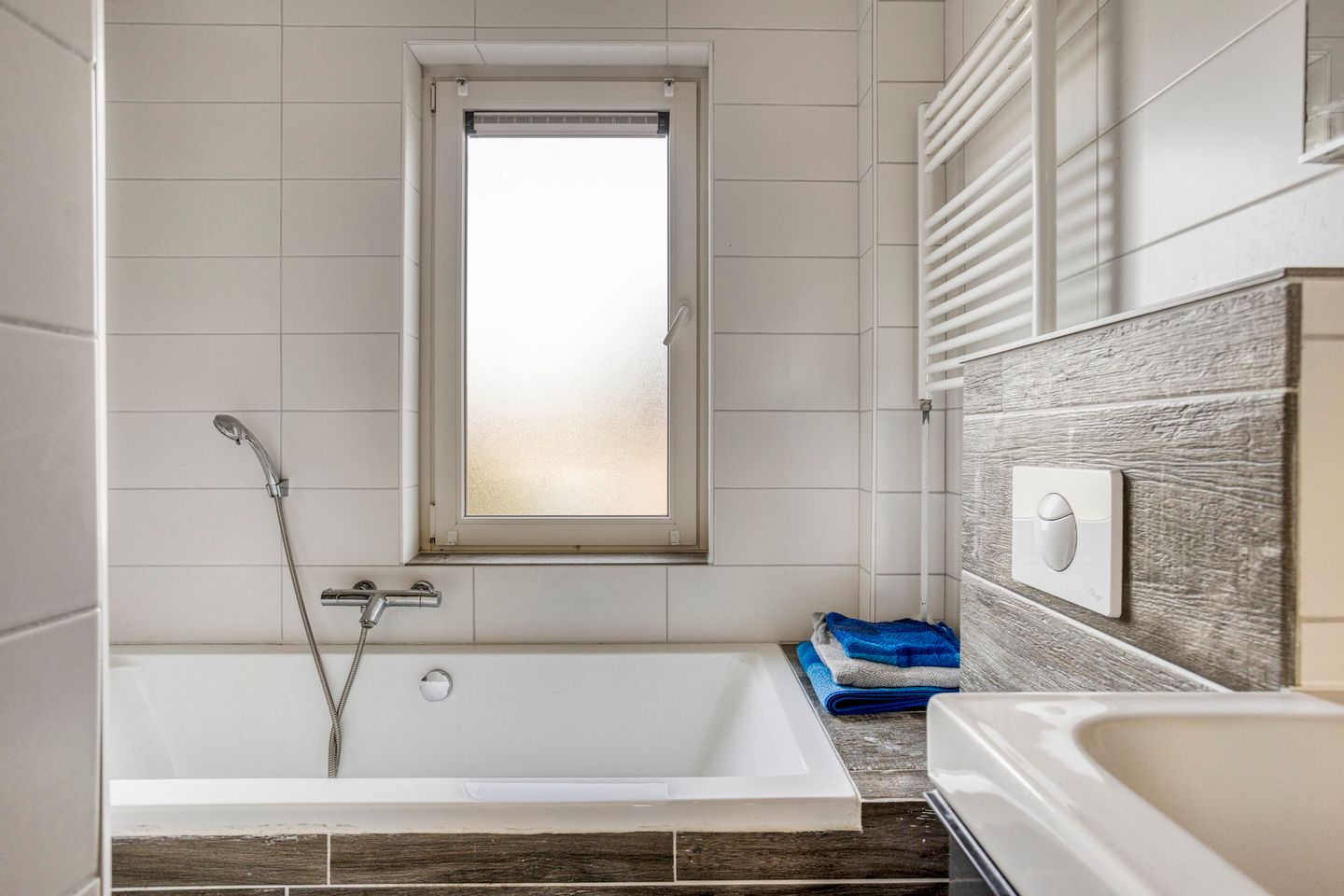 Photo 25 of Bruine Akkers 63