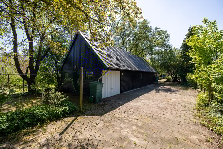 Foto 22 van Zelhemseweg 11