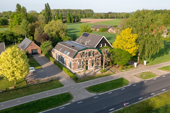 Foto 72 van Zelhemseweg 11