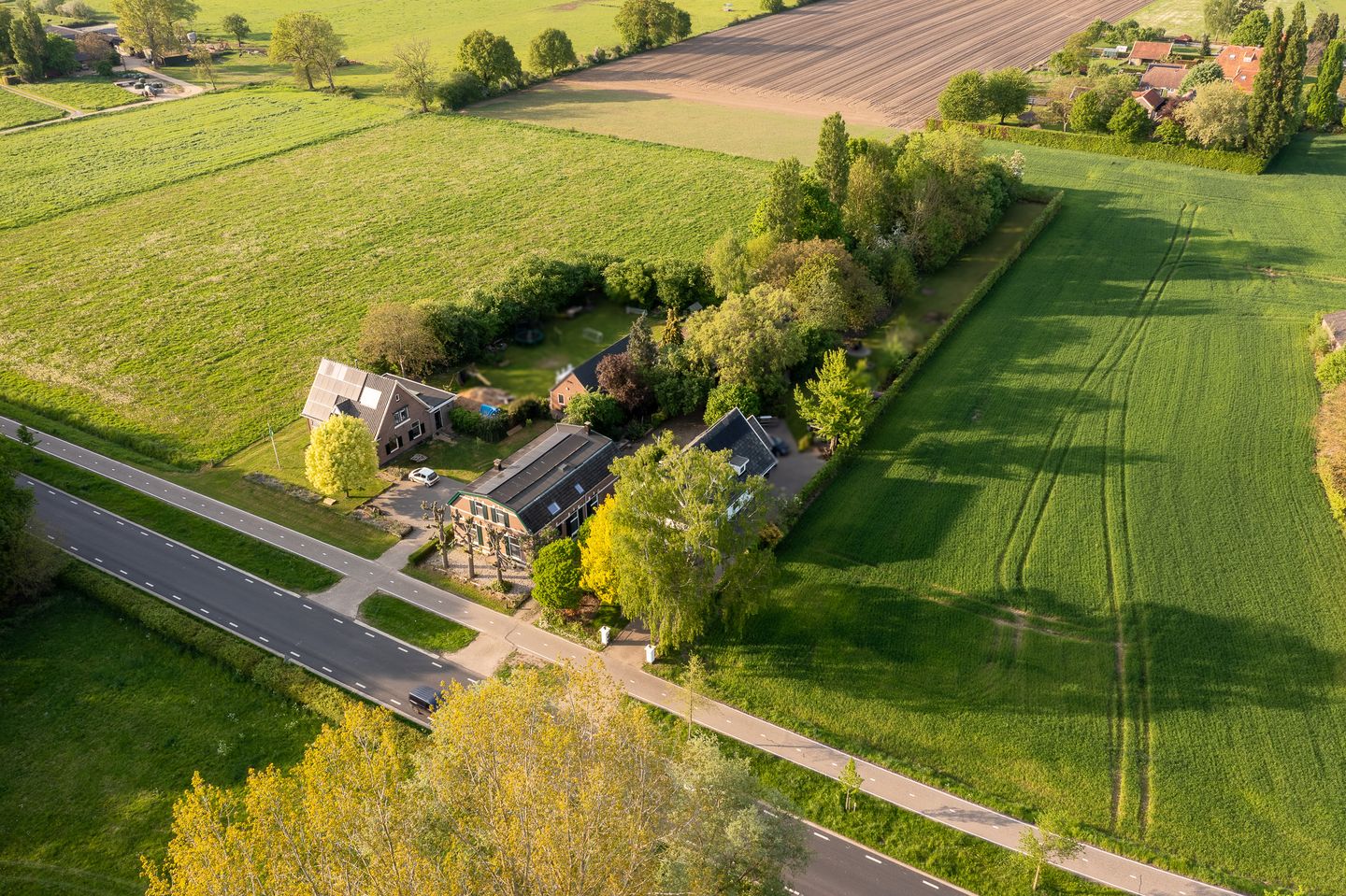 Foto 74 van Zelhemseweg 11