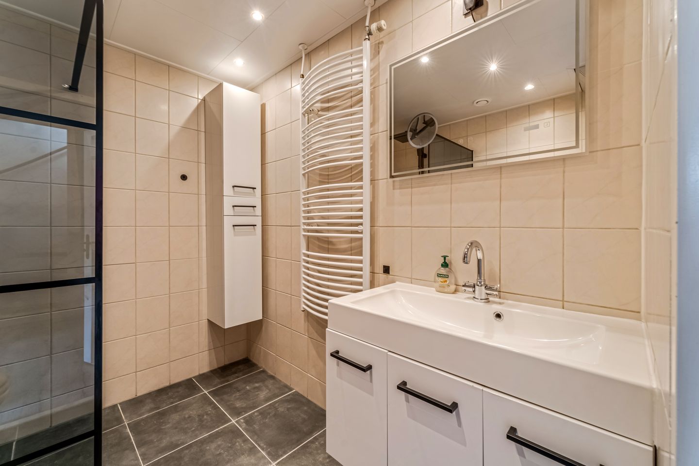 Foto 14 van Maria van Osstraat 5